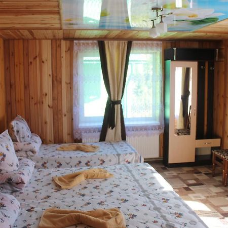 Zustrizh U Leva Ξενοδοχείο Pilipets Εξωτερικό φωτογραφία
